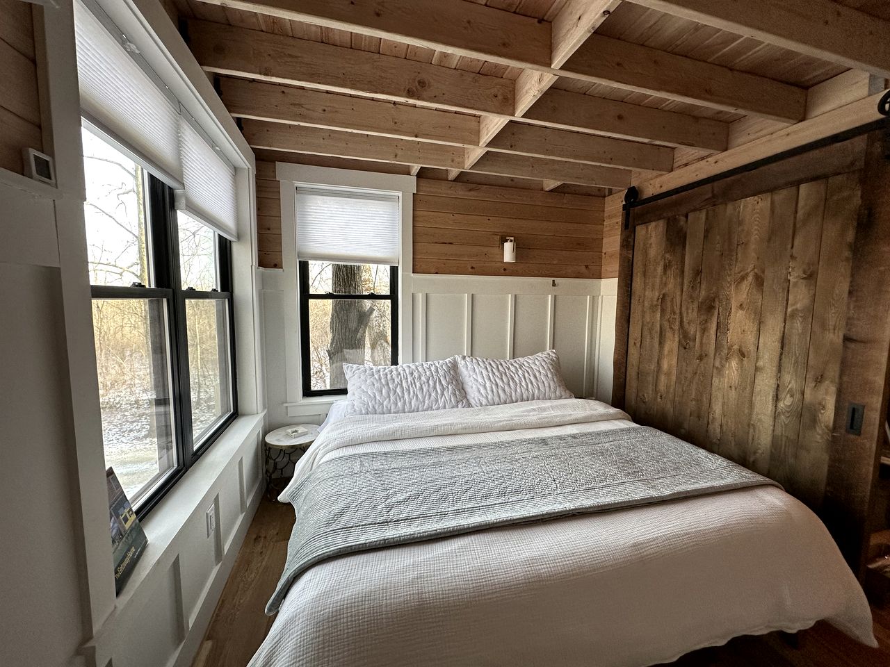 Luxurious Glamping Tree House at Starved Rock, Perfect for a Weekend Escape from Chicago