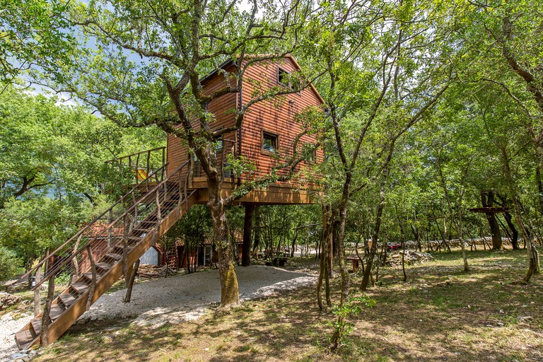 Tree Houses (Čilipi, Dubrovnik-Neretva, Croatia)