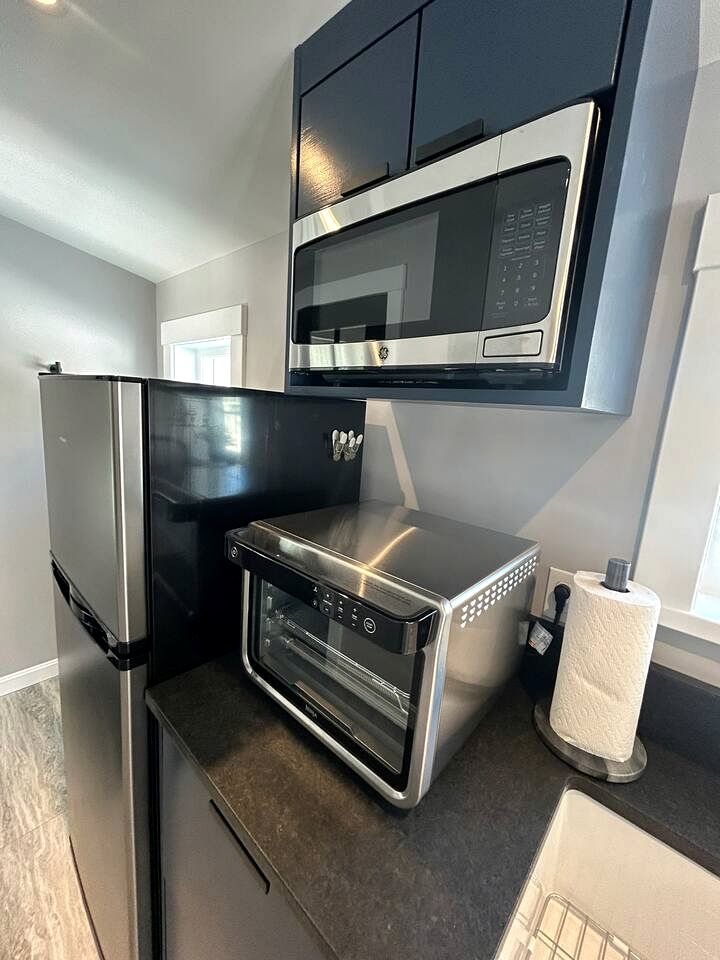 Cozy and Modern Tree House in Harpswell, Maine, near the Cliff Trail