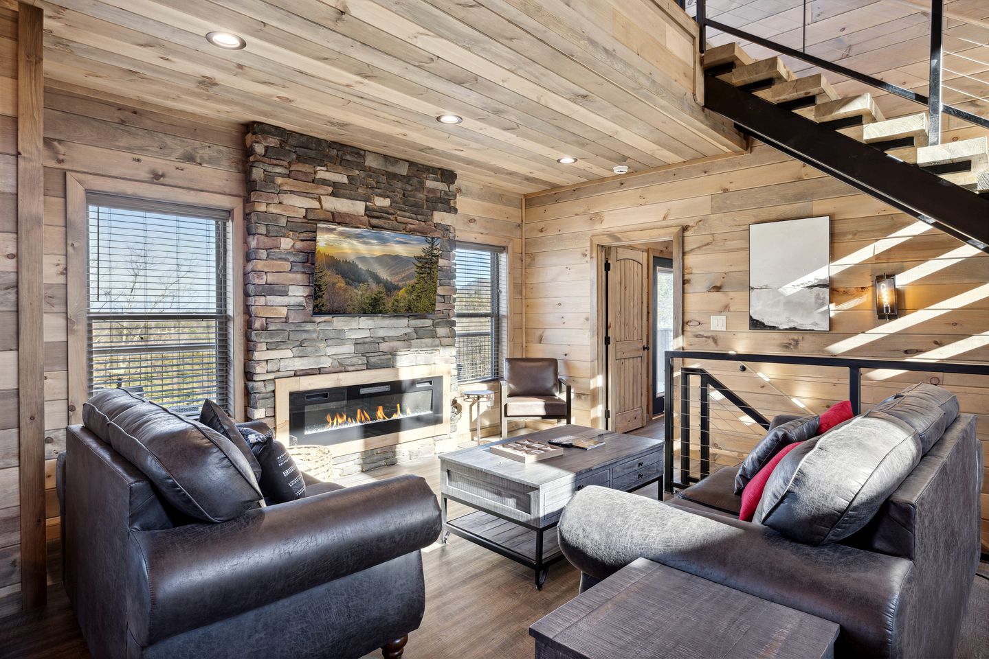 Escape to Nature in this Wonderful Cabin Rental for 12 in Sevierville, Tennesse