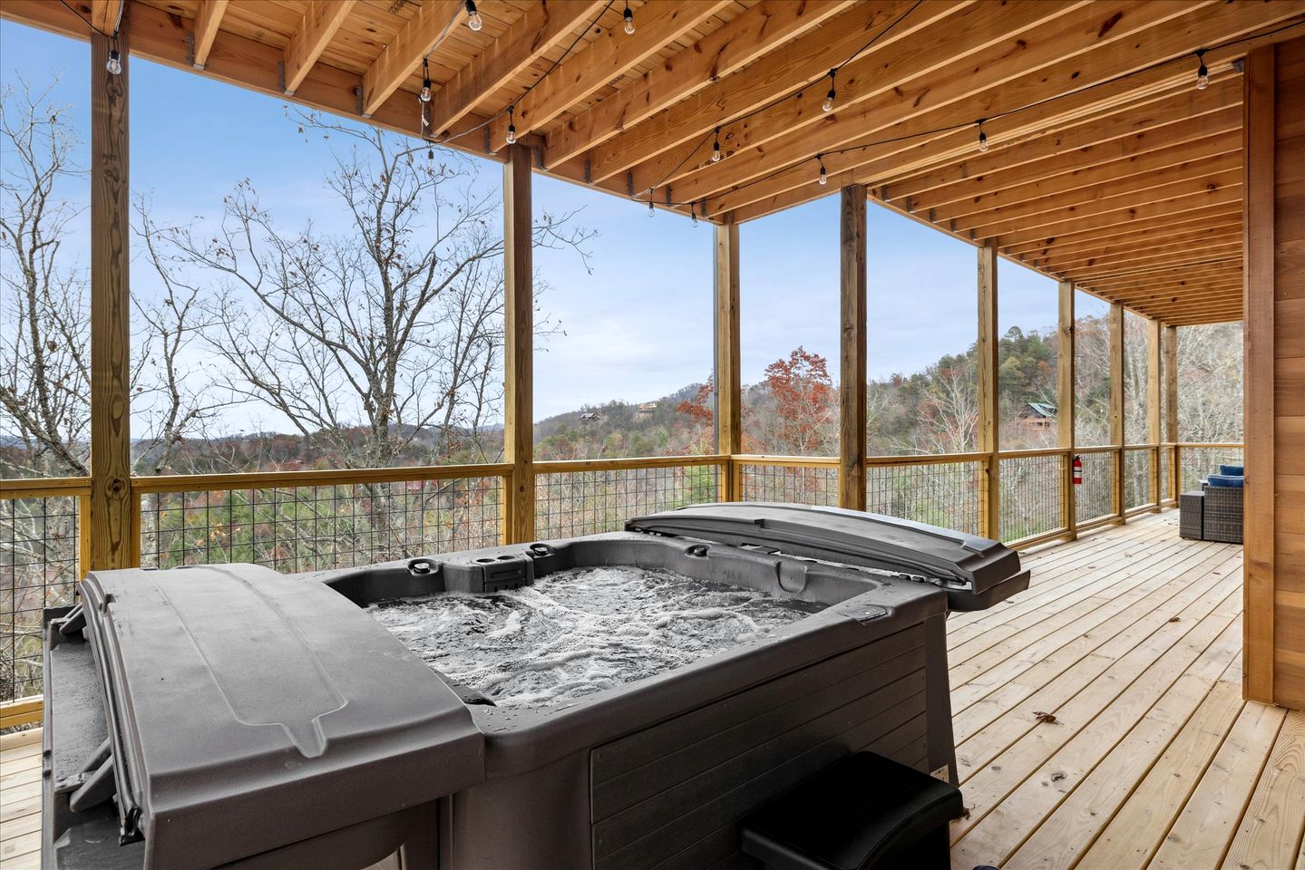 Escape to Nature in this Wonderful Cabin Rental for 12 in Sevierville, Tennesse