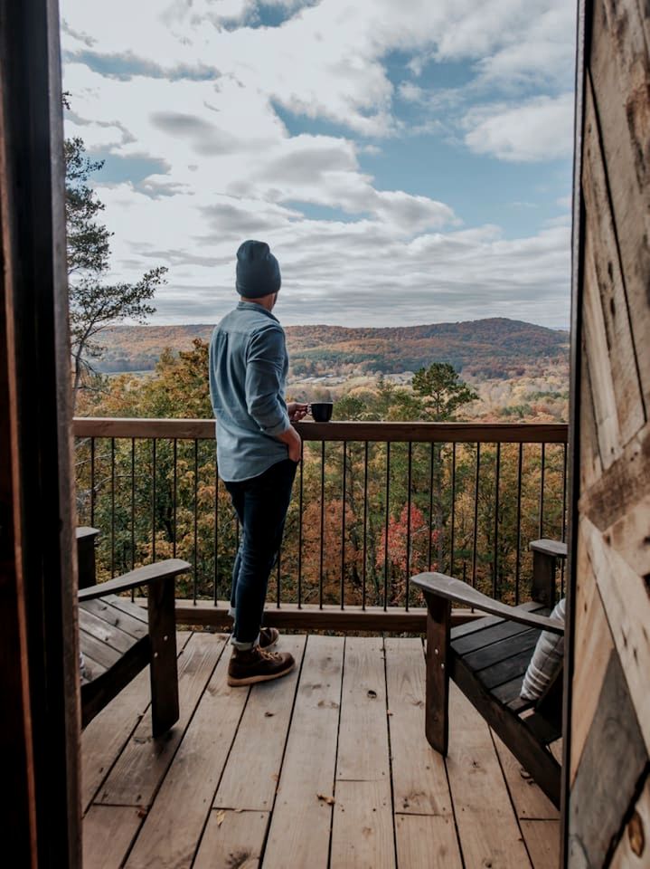 Epic Lookout Tree House Tower Overlooking the Breathtaking North Georgia Appalachian Mountains, Ringgold
