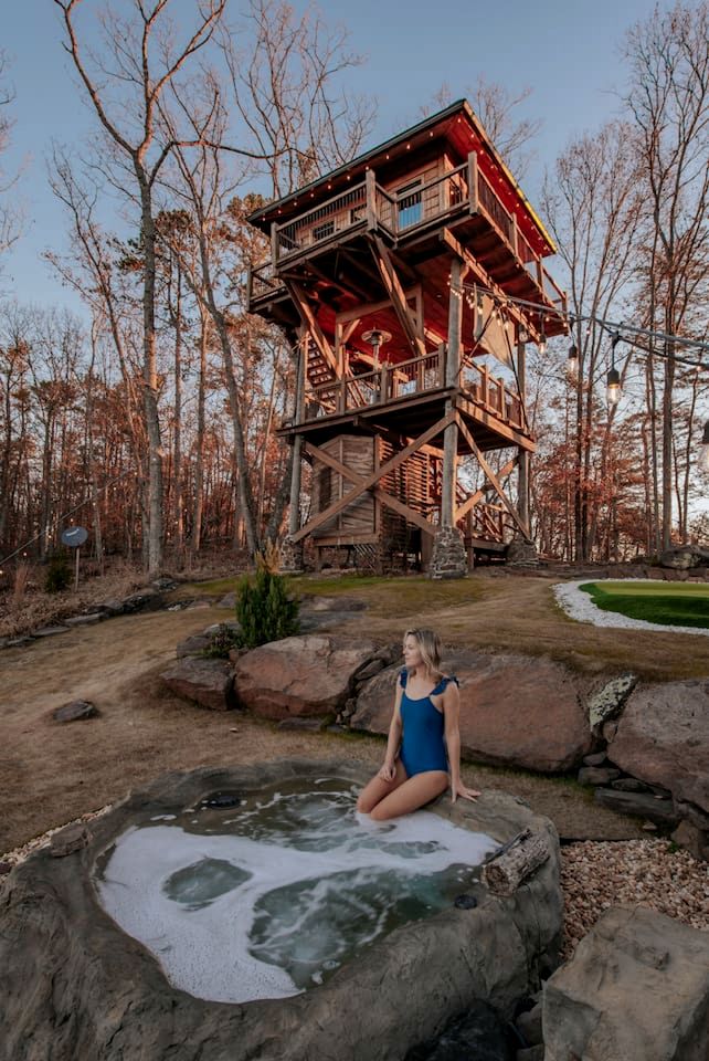 Epic Lookout Tree House Tower Overlooking the Breathtaking North Georgia Appalachian Mountains, Ringgold