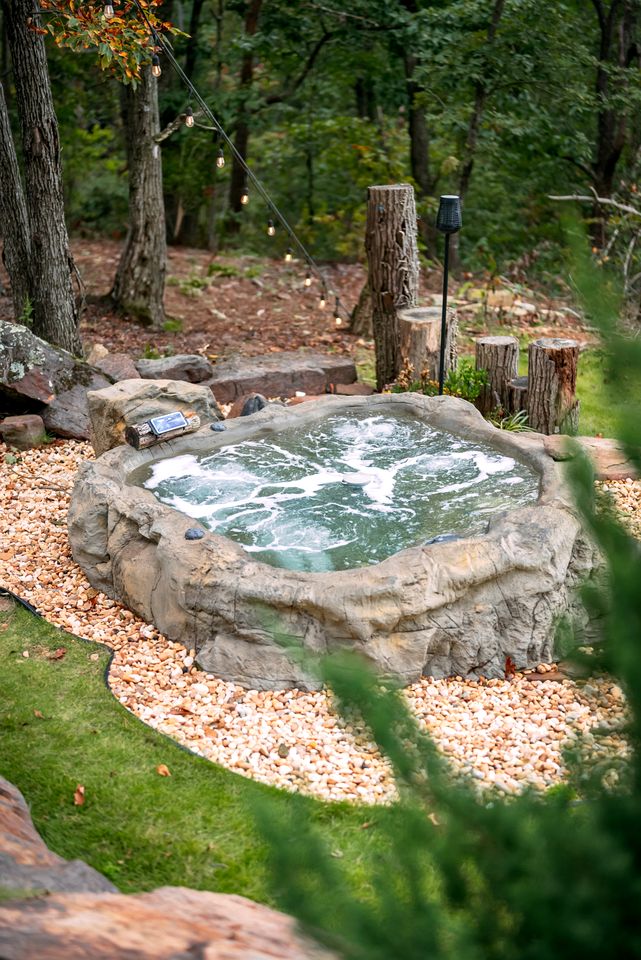 Epic Lookout Tree House Tower Overlooking the Breathtaking North Georgia Appalachian Mountains, Ringgold