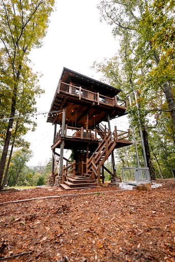 Tree Houses (United States of America, Ringgold, Georgia)