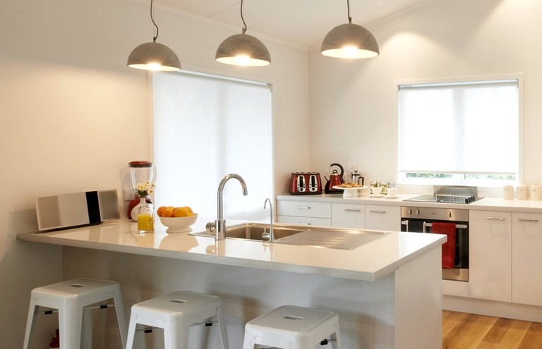 Cottages (Kerikeri, North Island, New Zealand)