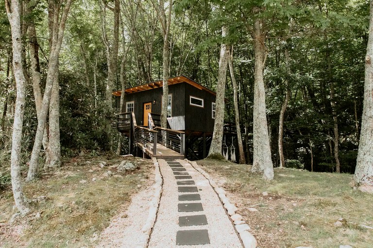 Tree Houses (United States of America, Erwin, Tennessee)