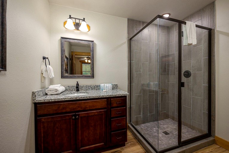 Cabins (United States of America, Gatlinburg, Tennessee)