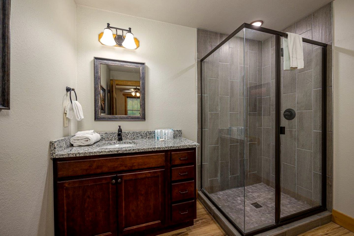 Gatlinburg Getaway with Indoor Pool and Games Room for Unforgettable Vacations in Tennessee