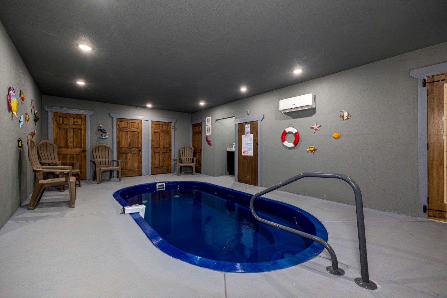 Gatlinburg Getaway with Indoor Pool and Games Room for Unforgettable Vacations in Tennessee