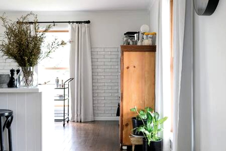 Cabins (Australia, Daylesford, Victoria)