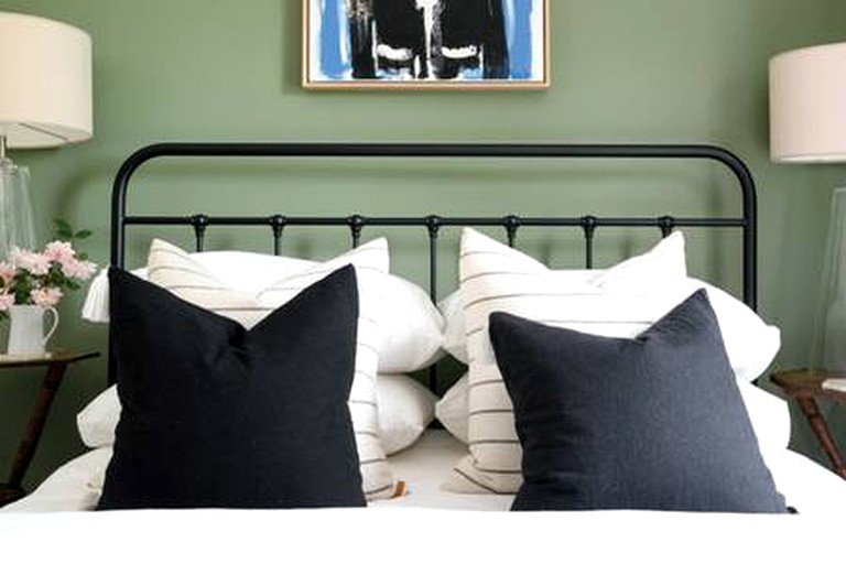 Cabins (Australia, Daylesford, Victoria)