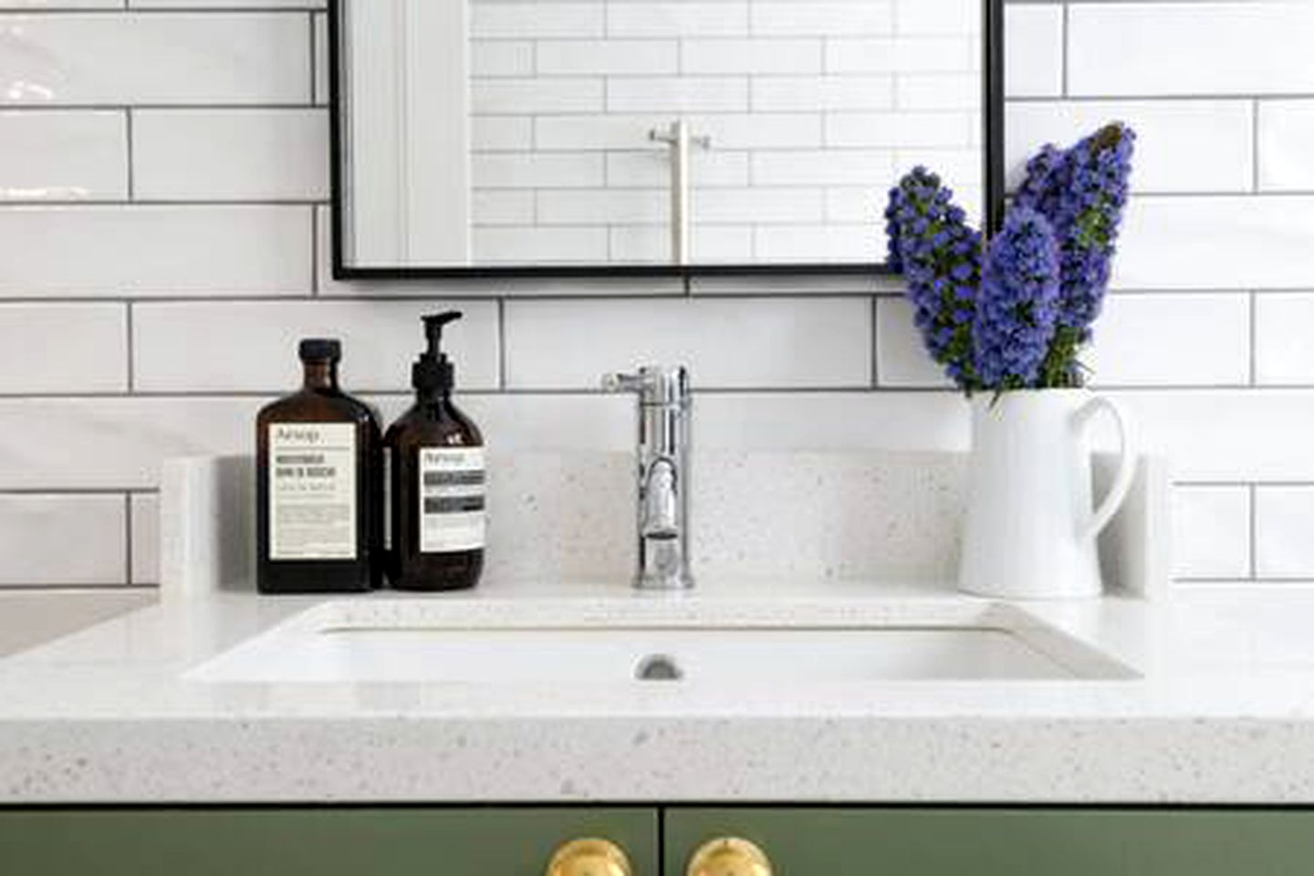 Incredible Cabin with Fire Pit and Barbecue in Daylesford, Victoria