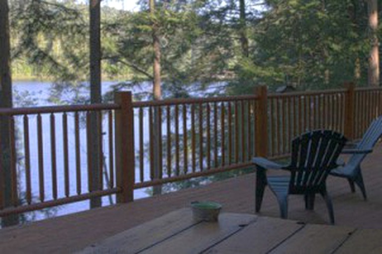 Cabins (Chestertown, New York, United States)