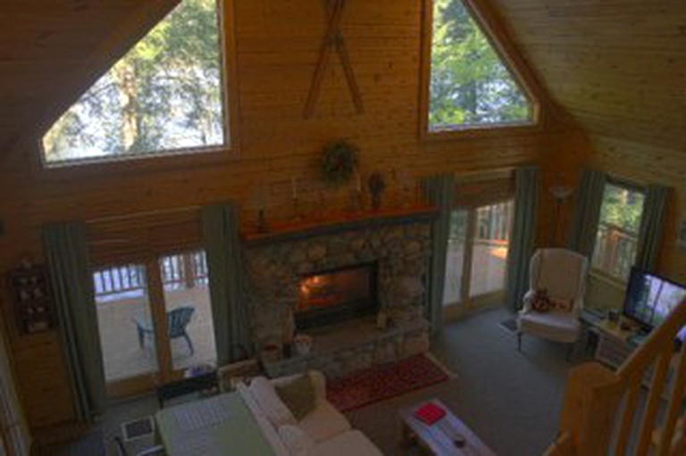 Cabins (Chestertown, New York, United States)