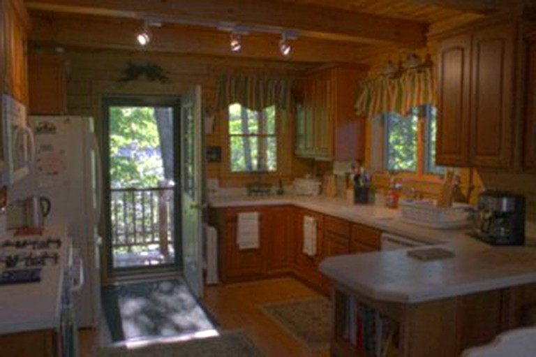 Cabins (Chestertown, New York, United States)