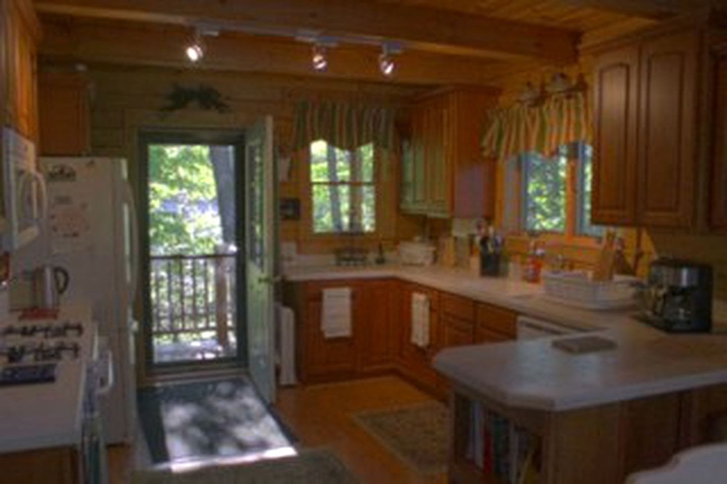 Lakeside Vacation Cabin for Families and Groups near Gore Mountain, New York