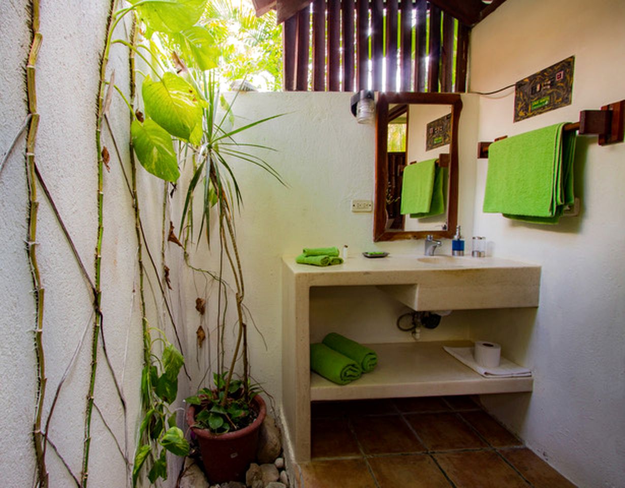 Tropical Bungalow Accommodation for a Getaway in Santa Teresa, Costa Rica