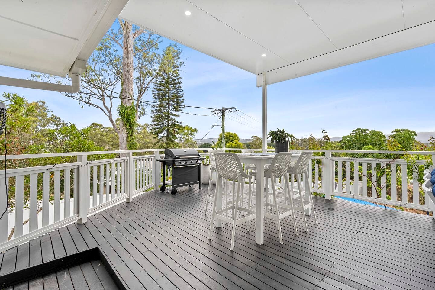 Luxury Resort-Style Retreat with Pool & Spa near Surfers Paradise in Ashmore, Queensland