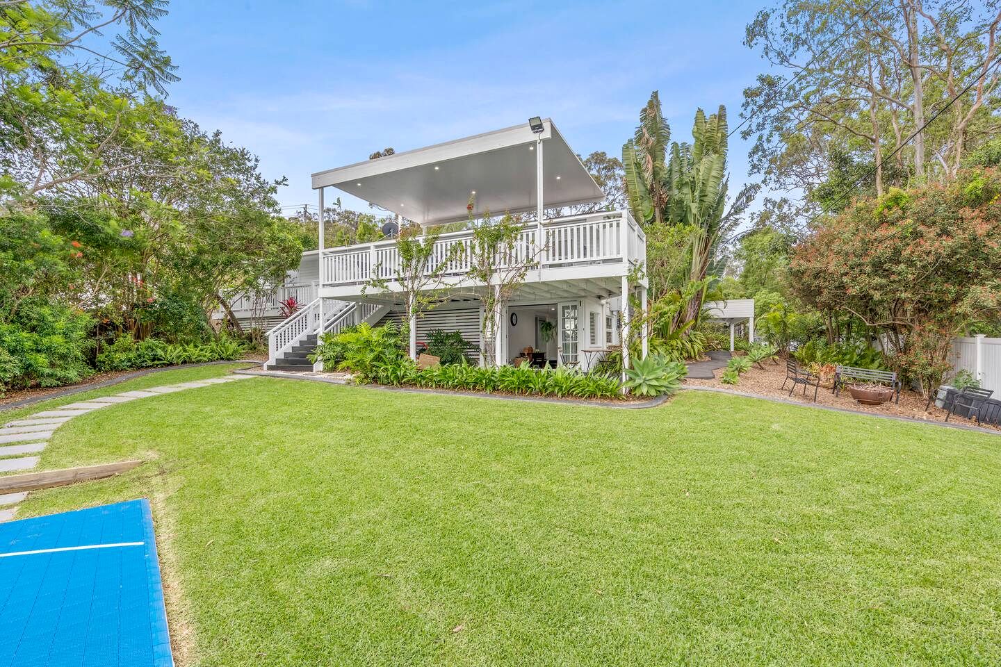 Luxury Resort-Style Retreat with Pool & Spa near Surfers Paradise in Ashmore, Queensland