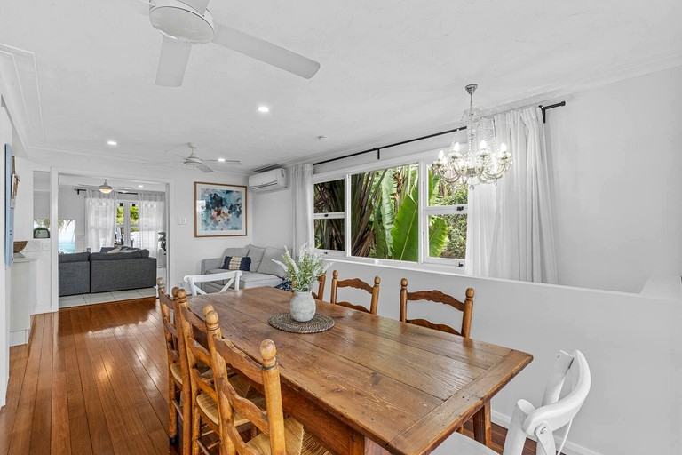 Vacation Rentals (Australia, Ashmore, Queensland)