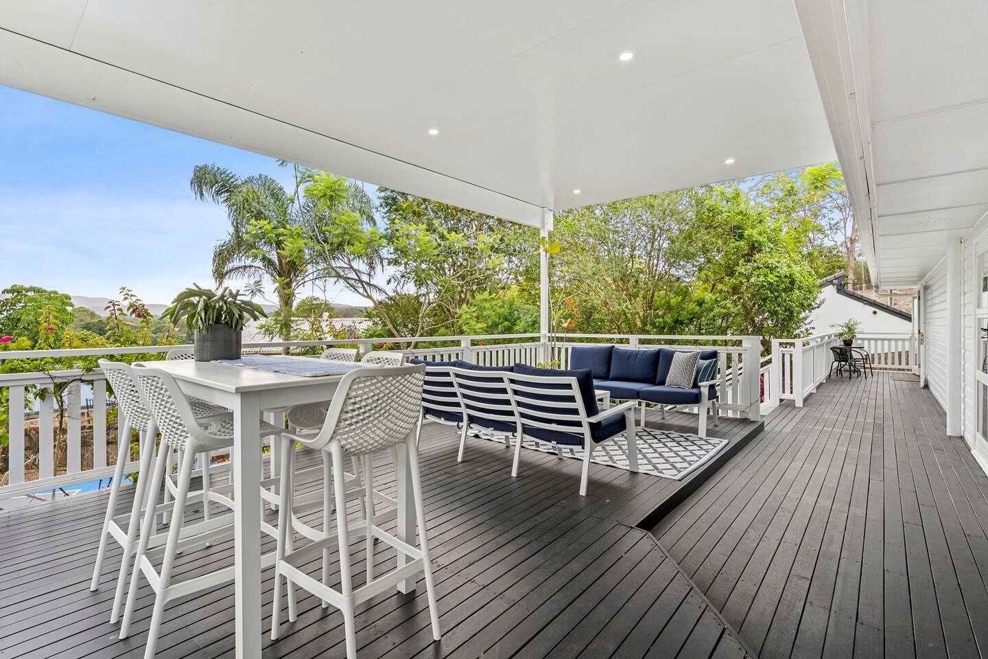 Luxury Resort-Style Retreat with Pool & Spa near Surfers Paradise in Ashmore, Queensland