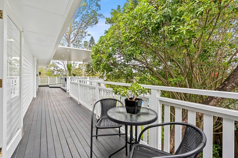 Vacation Rentals (Australia, Ashmore, Queensland)