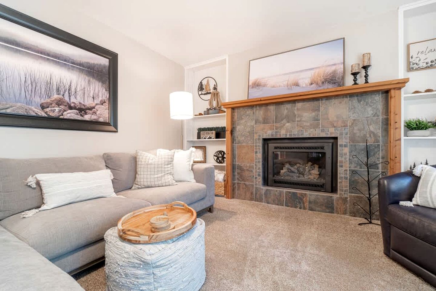 Sunny Mountain Retreat with Private Deck near Lake Tahoe in Truckee, California