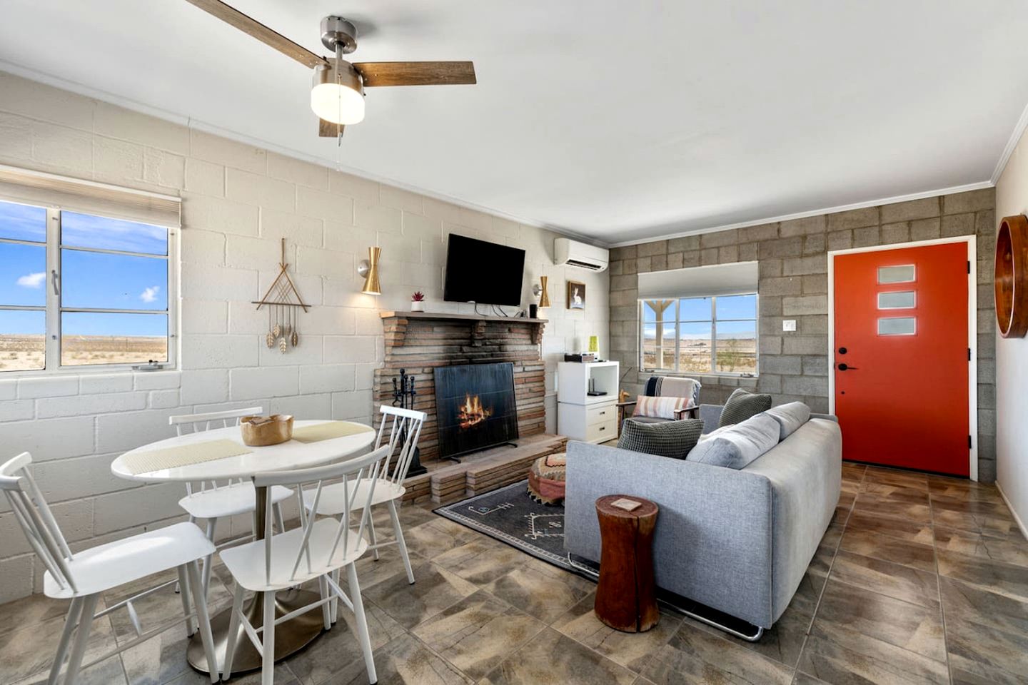Impressive Secluded Cottage with Incredible Desert Sights and Hot-tub Provided in Twentynine Palms, California