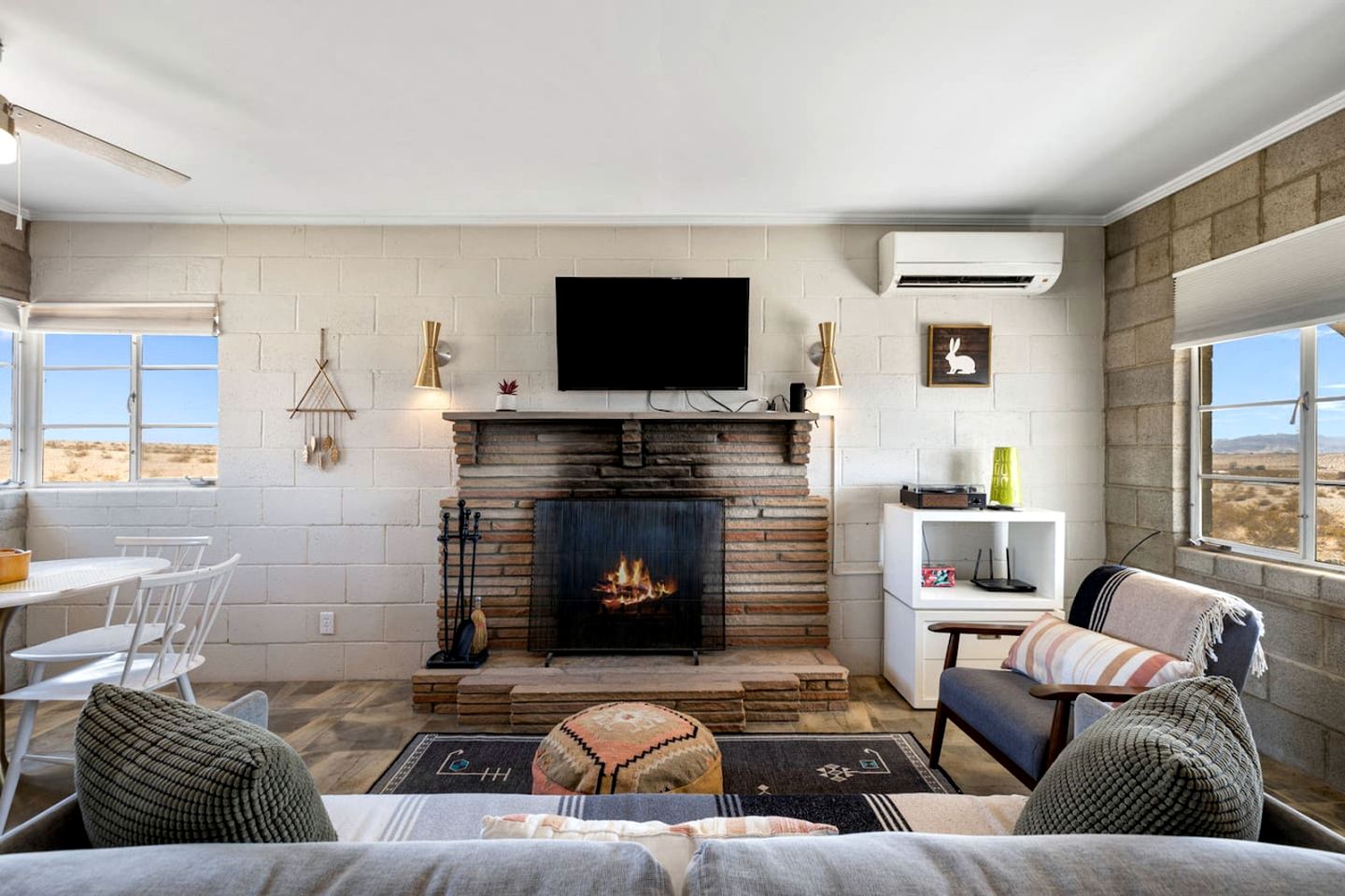 Impressive Secluded Cottage with Incredible Desert Sights and Hot-tub Provided in Twentynine Palms, California