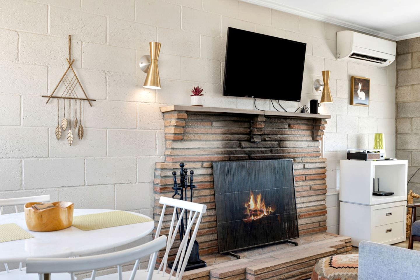 Impressive Secluded Cottage with Incredible Desert Sights and Hot-tub Provided in Twentynine Palms, California