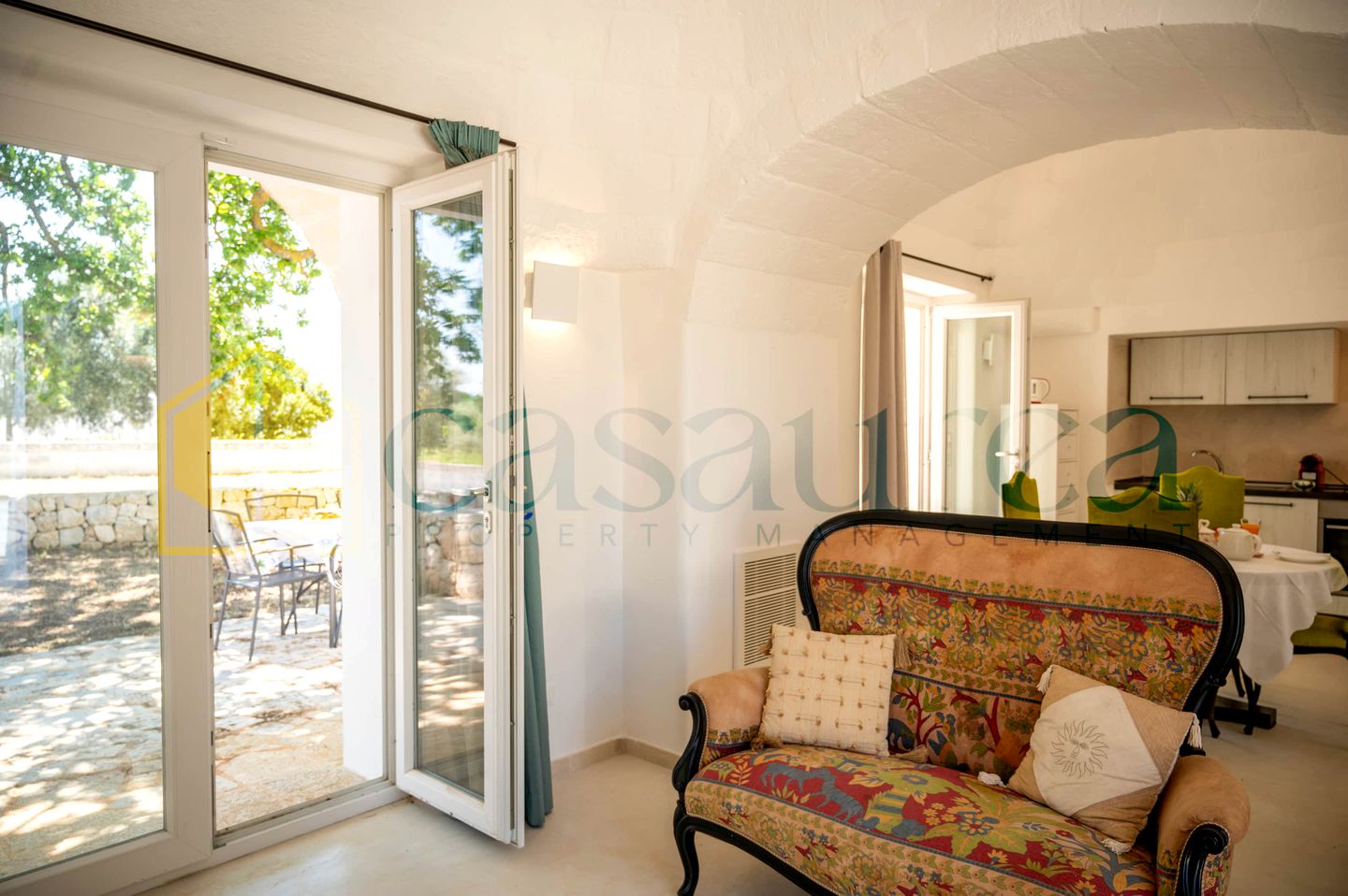 Luxury Villa Retreat: Unforgettable Rental with Swimming Pool in Puglia, Italy