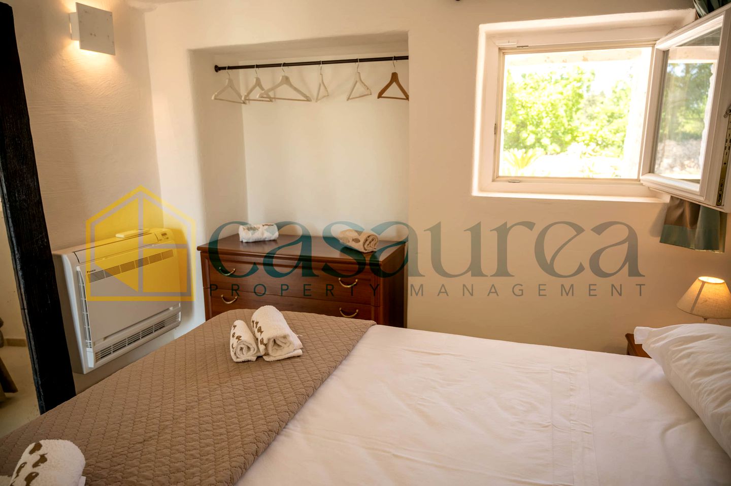 Luxury Villa Retreat: Unforgettable Rental with Swimming Pool in Puglia, Italy