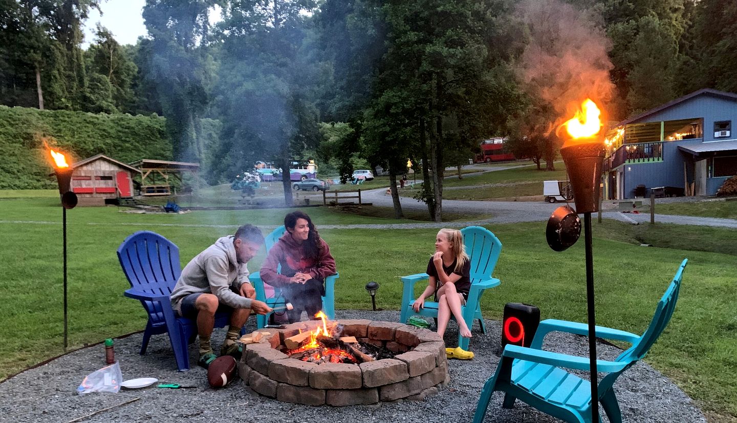Glamorous Safari Tent on Fantastic Glampground near Bryson City, North Carolina