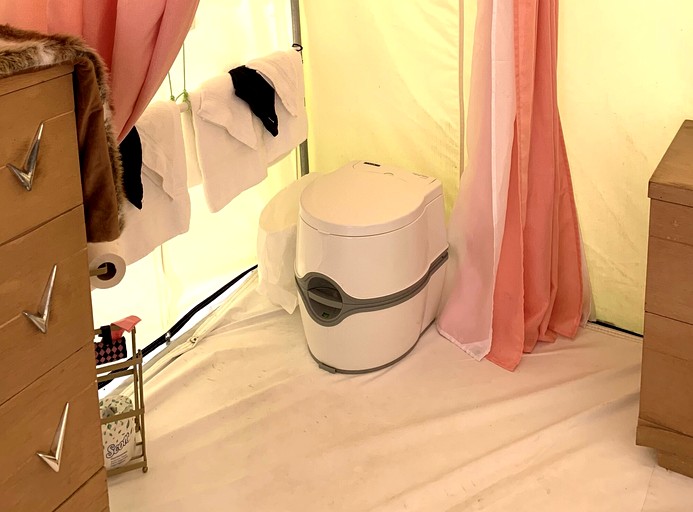 Safari Tents (United States of America, Bryson City, North Carolina)