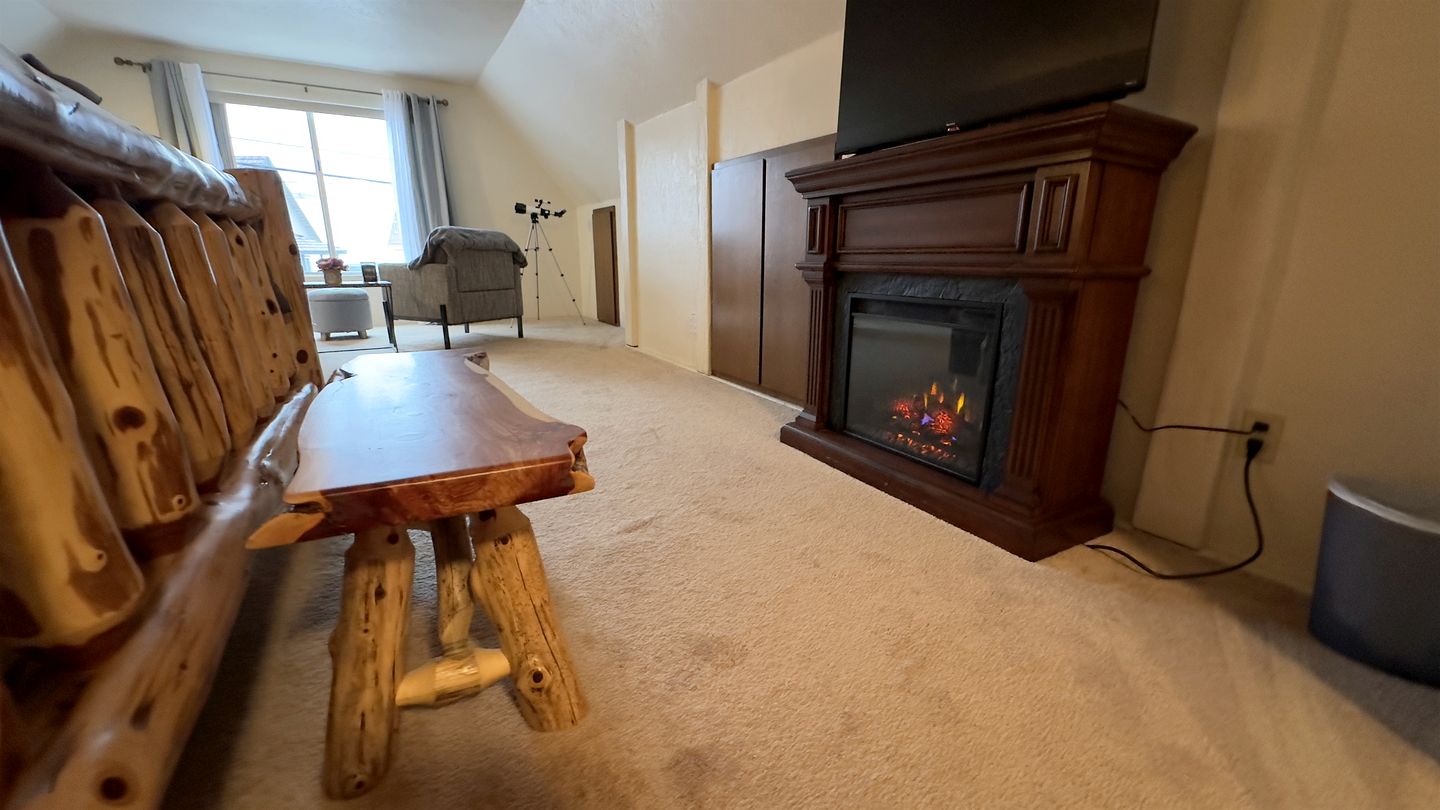 Charming Home for Outdoor Escapes and Cozy Nights in McCloud, California