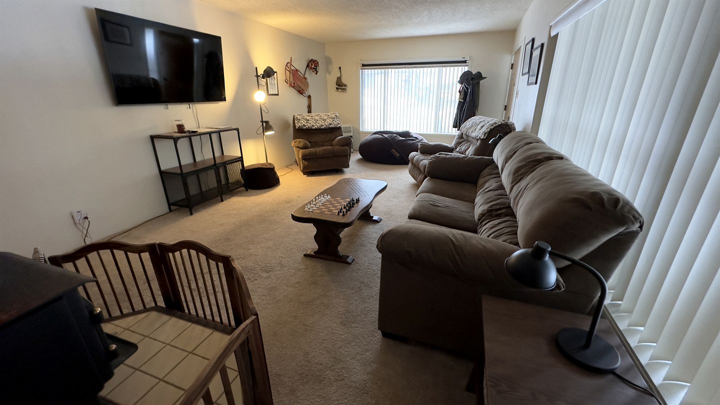 Charming Home for Outdoor Escapes and Cozy Nights in McCloud, California