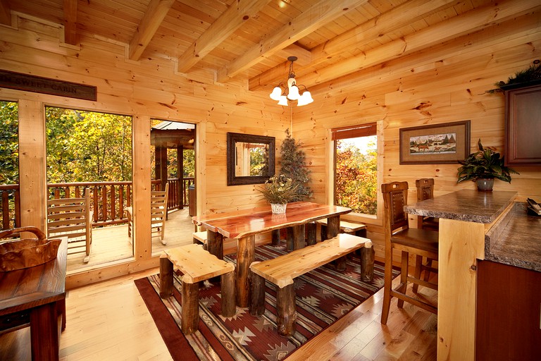 -- (United States, Gatlinburg, Tennessee)