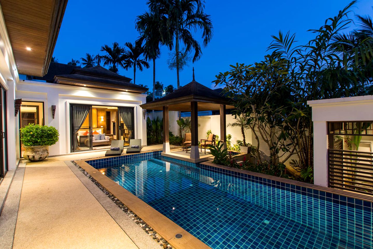 Stunning Villa with Swimming Pool in Rawai, Phuket Island