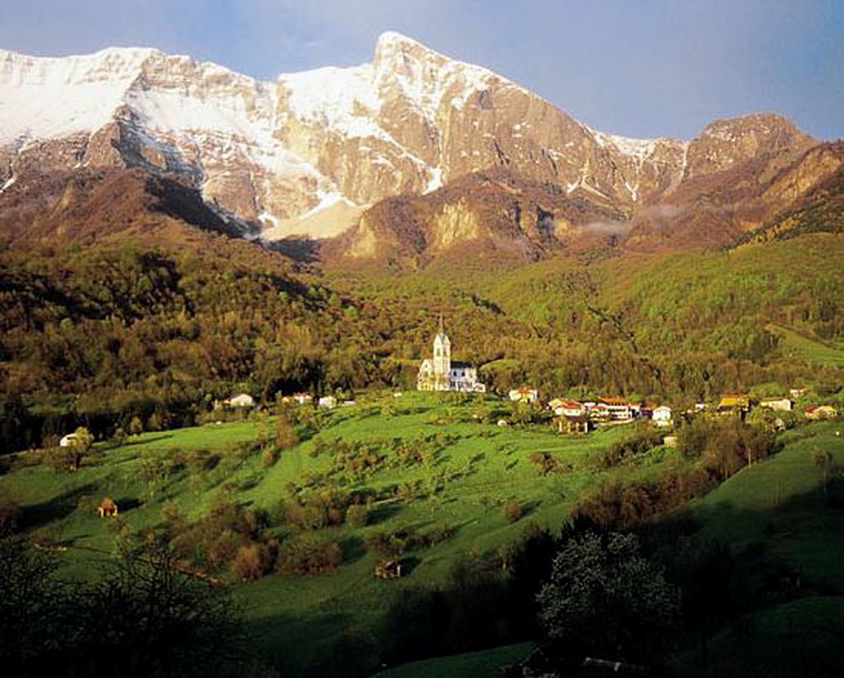 Romantic Room Rental for a Weekend Getaway near the Mountains in Kobarid, Slovenia