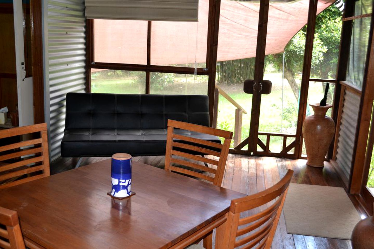 Peaceful Cottage Rental in a Lush Natural Setting near Kondalilla National Park, Queensland