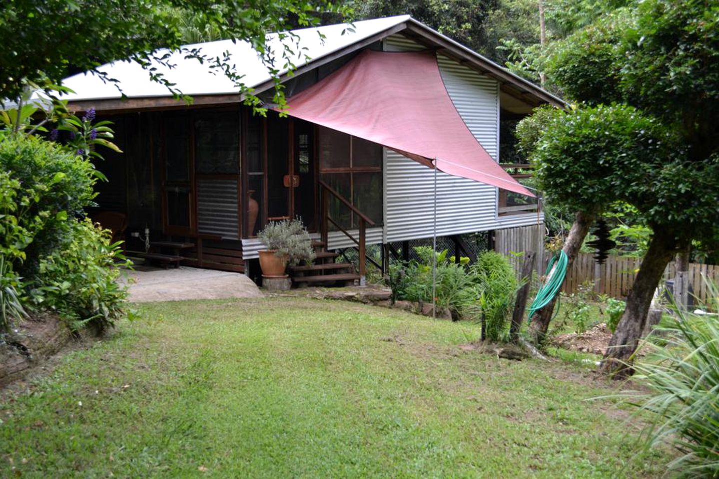 Peaceful Cottage Rental in a Lush Natural Setting near Kondalilla National Park, Queensland