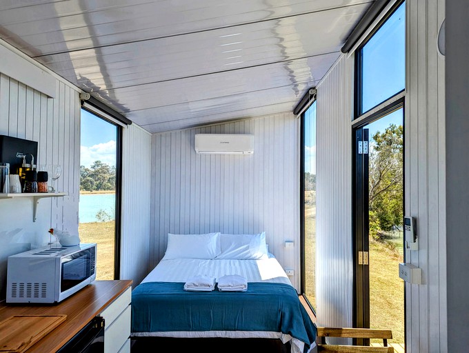 Tiny Houses (Australia, Howard, Queensland)