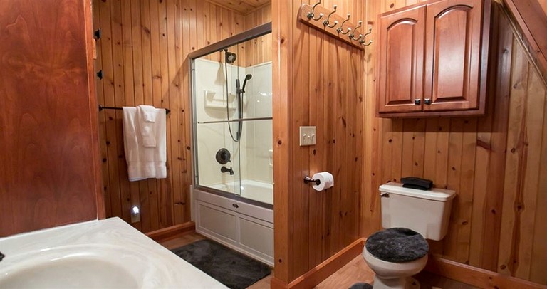 Cabins (United States of America, Sugarcreek, Ohio)