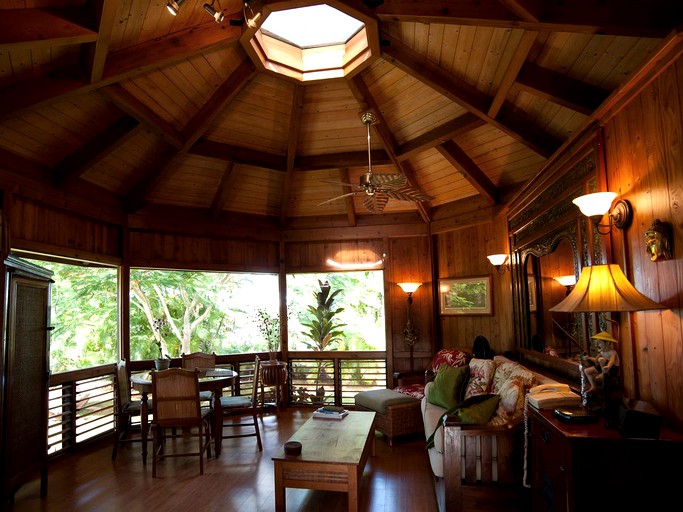 Cottages (Kilauea, Hawaii, United States)