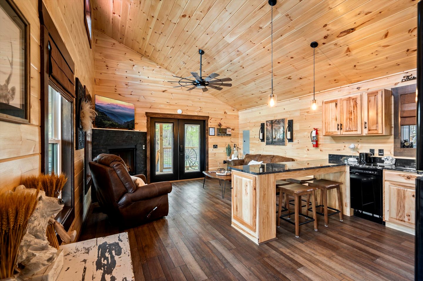 Rustic Cabin near the Great Smoky Mountains, Tennessee