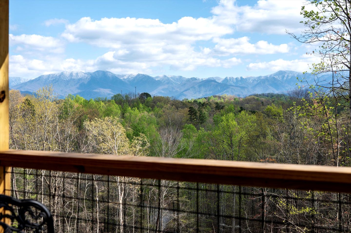 Rustic Cabin near the Great Smoky Mountains, Tennessee