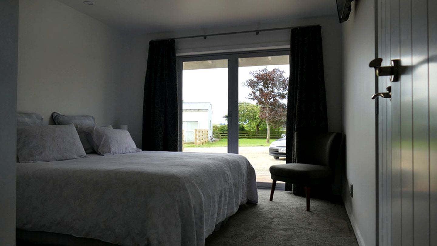 Idyllic Cottage Rental for Romantic Getaway in Gore, New Zealand