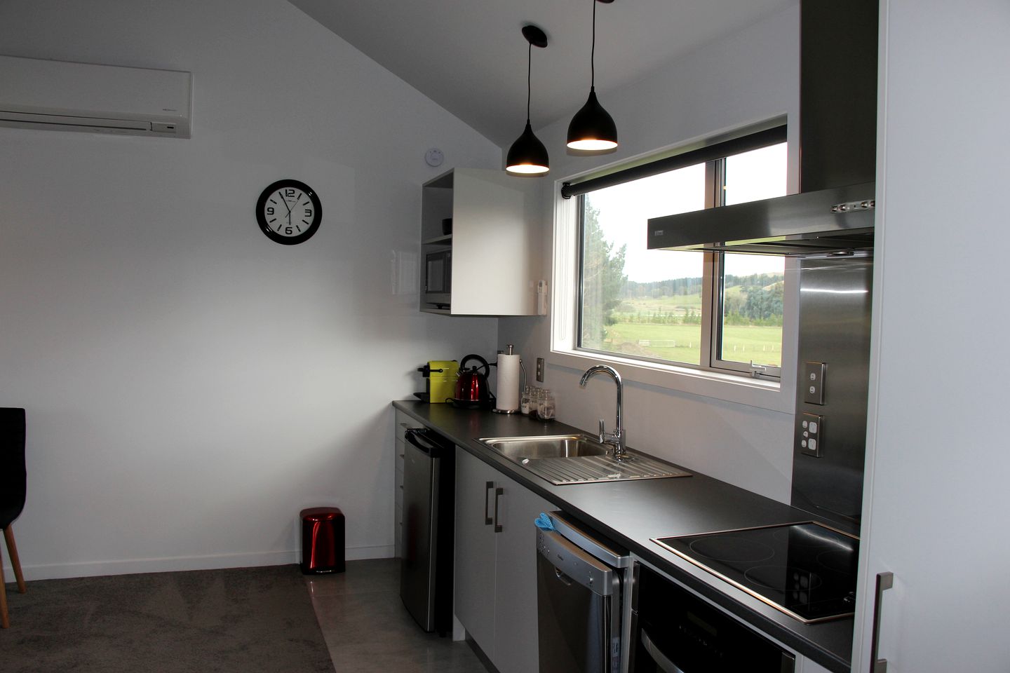 Idyllic Cottage Rental for Romantic Getaway in Gore, New Zealand