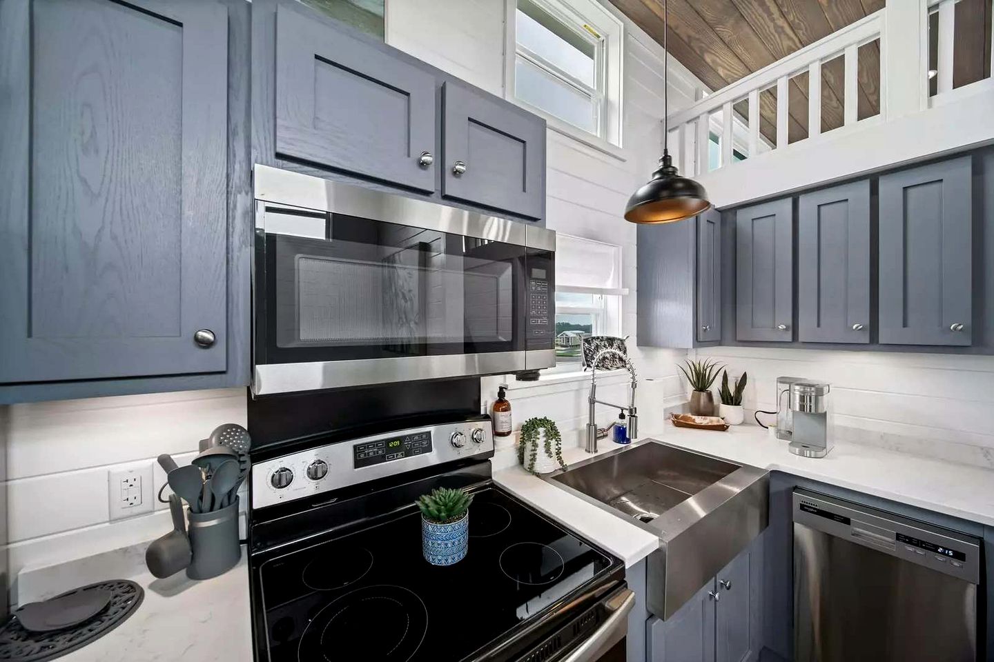 Elegant Tiny Home with Resort-Style Pool & Hill Country Views Near Fredericksburg, TX